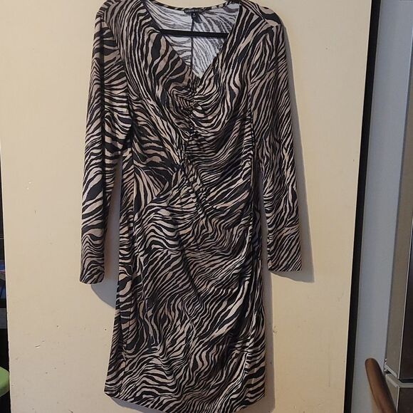 Beautiful Lafayette 148 new York dress 👗 Size 14 - Picture 1 of 5